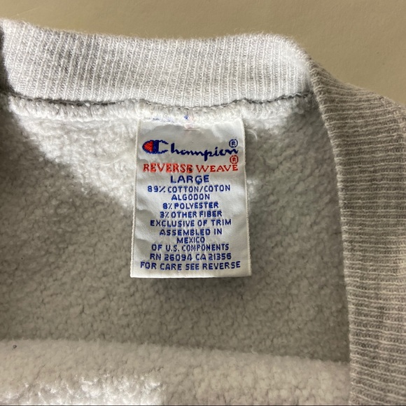 Vintage 90’s UNC Reverse Weave Champion Sweatshirt - Picture 3 of 5